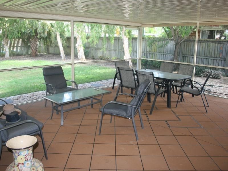 5 Moorhen Crt, Eli Waters QLD 4655