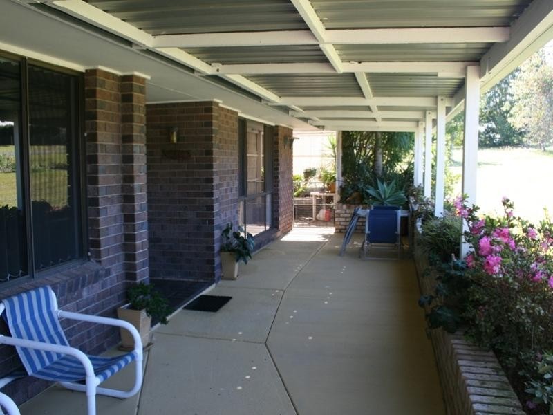 7 York St, Urraween QLD 4655