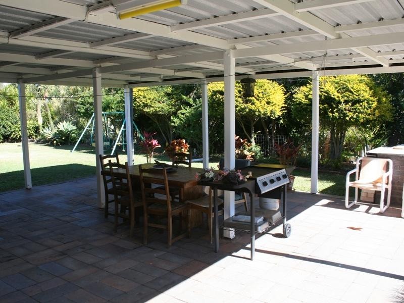 7 York St, Urraween QLD 4655