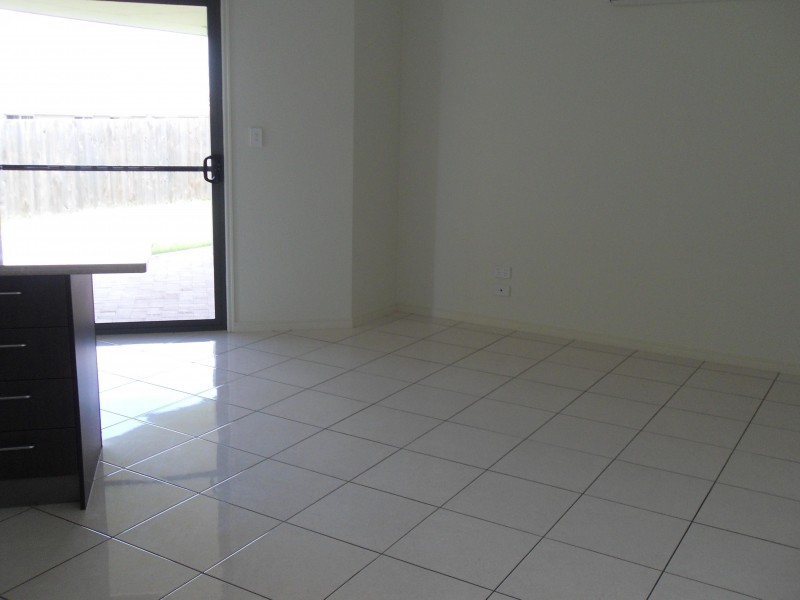 10 Teresa Street, Kawungan QLD 4655