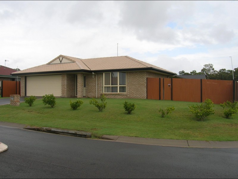 27 Conondale Court, Torquay QLD 4655