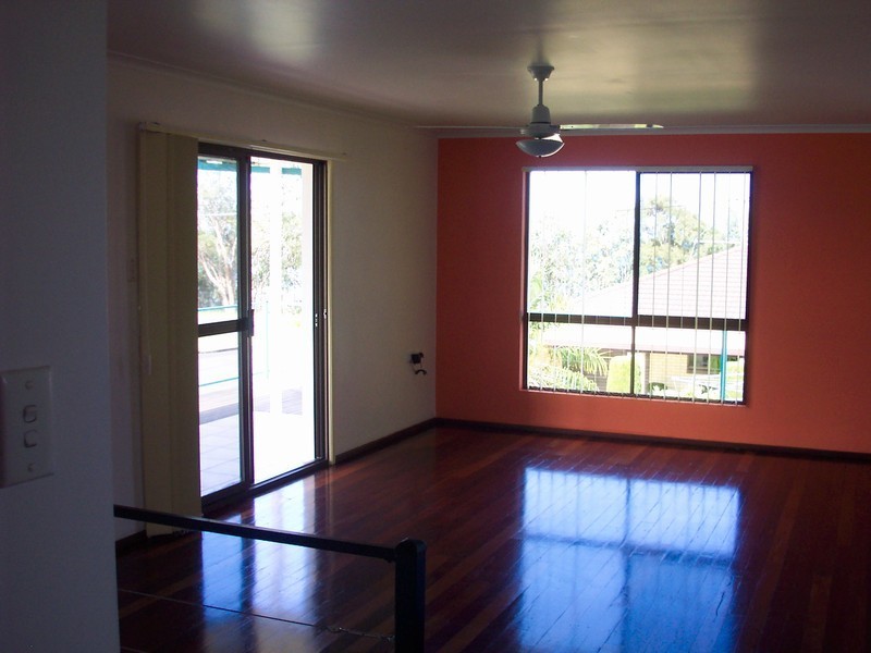 6 Brighton Street, Point Vernon QLD 4655