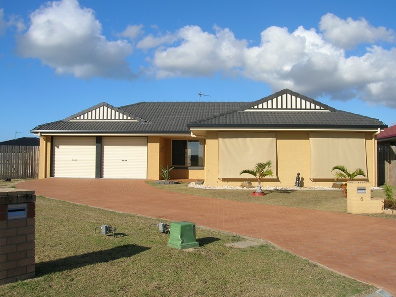 6 Sirius Court, Eli Waters QLD 4655