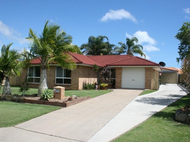 7 Moorhen Ct, Eli Waters QLD 4655
