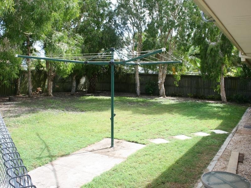 5 Moorhen Court, Eli Waters QLD 4655