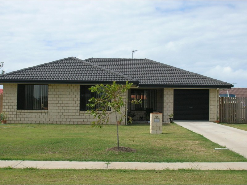 55 Martin Street, Point Vernon QLD 4655