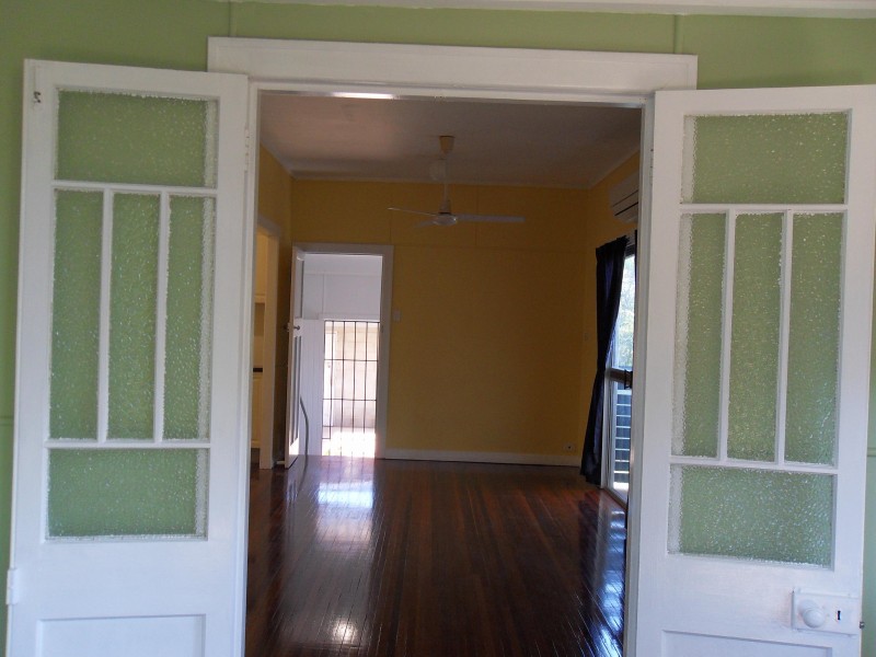 33 Bideford Street, Torquay QLD 4655