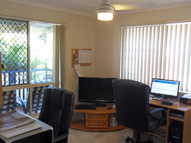 12 Kalora Ct, Torquay QLD 4655