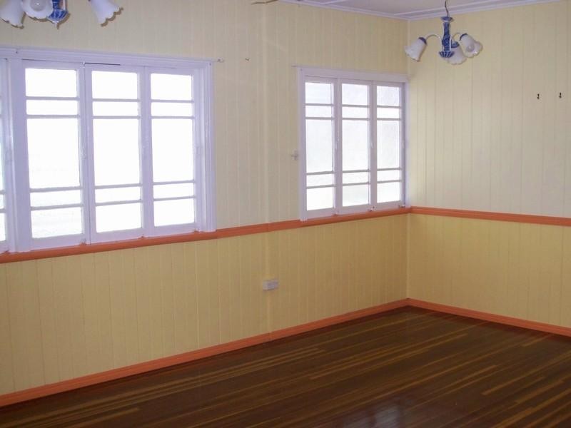 18 Truro Street, Torquay QLD 4655