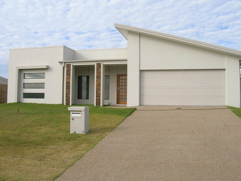 73 Samarai Drive, Kawungan QLD 4655