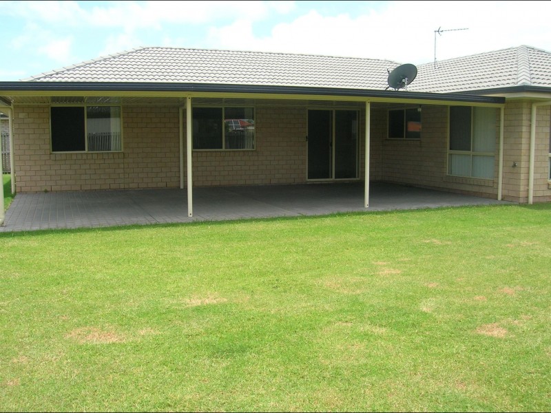 6 Arwon Close, Point Vernon QLD 4655