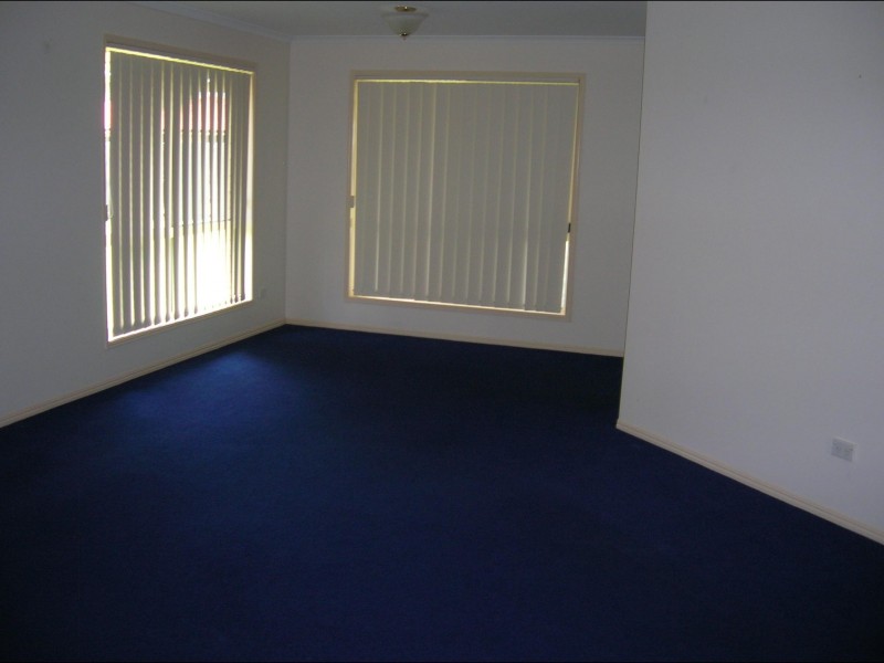 6 Arwon Close, Point Vernon QLD 4655