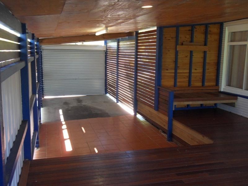 80 Drummond St, Urangan QLD 4655