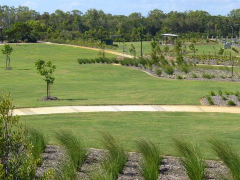 64 Parklands Boulevard, Wondunna QLD 4655