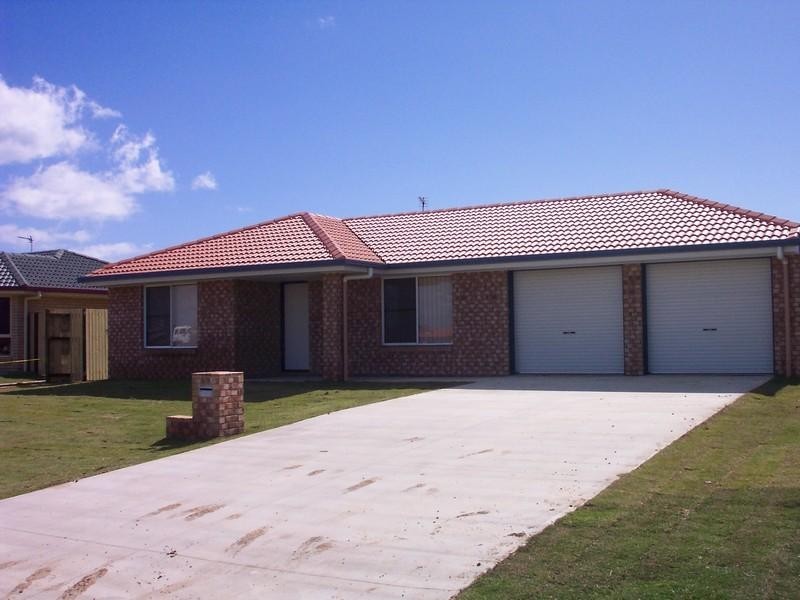 75 Wattle Street, Point Vernon QLD 4655