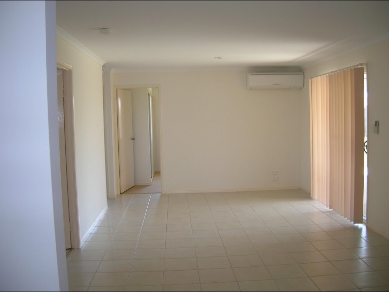 75 Wattle Street, Point Vernon QLD 4655