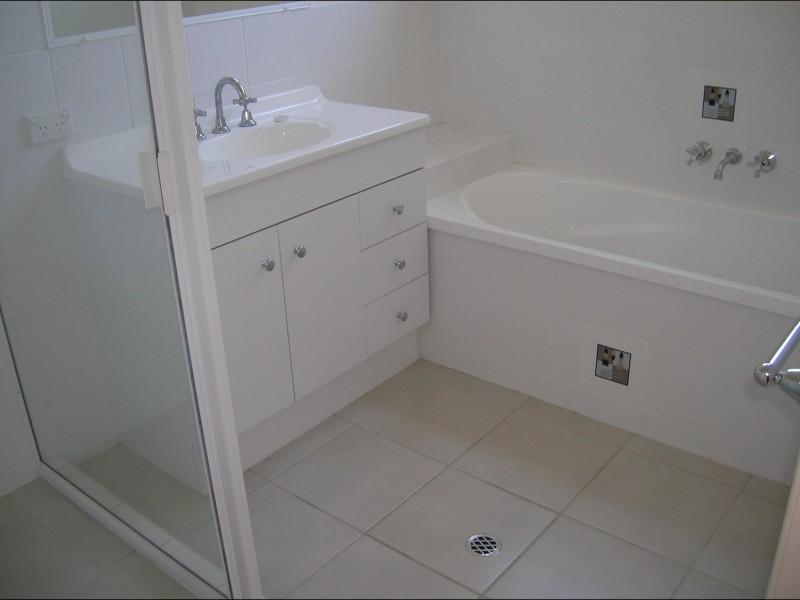 75 Wattle Street, Point Vernon QLD 4655