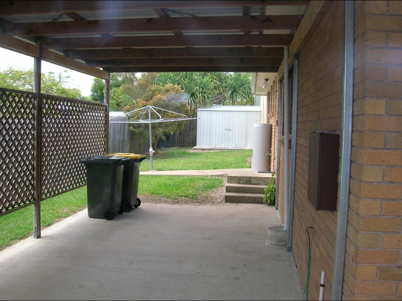 31 Park Street, Urangan QLD 4655