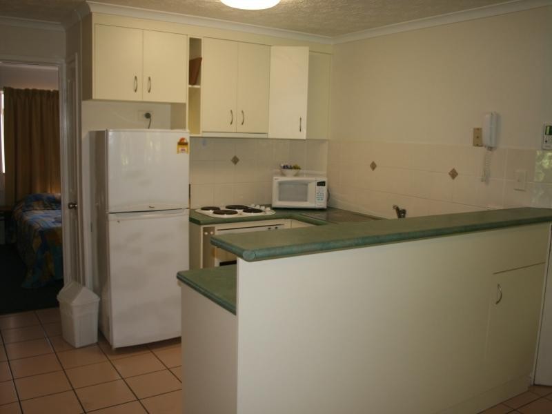 7/407 Esplanade, Torquay QLD 4655