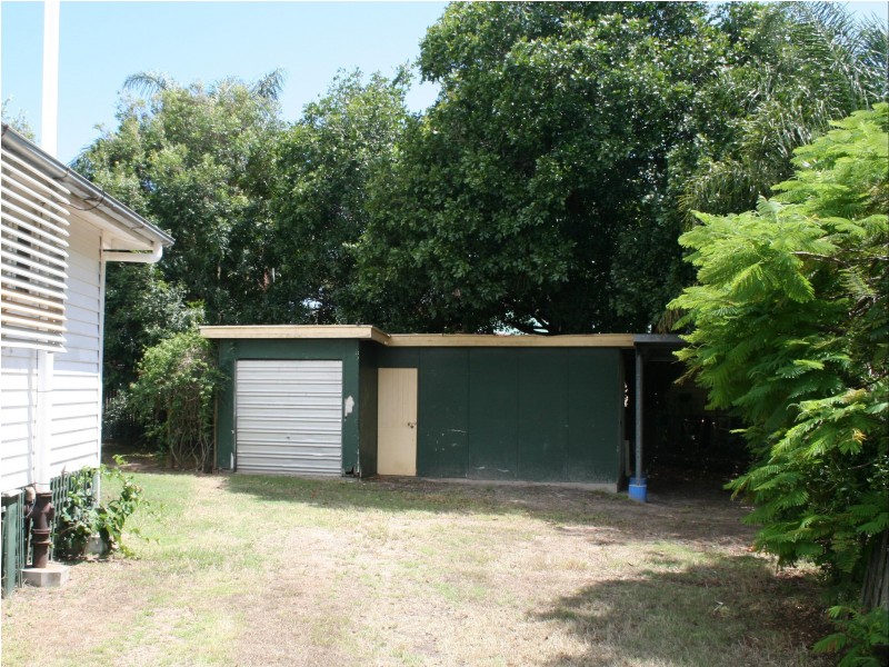 26 Kent Street, Urangan QLD 4655