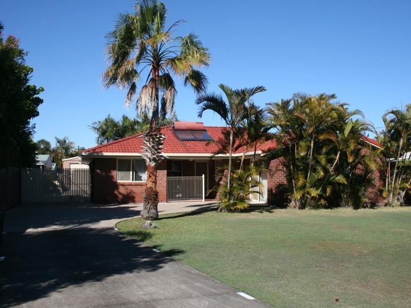 44 Brighton St, Point Vernon QLD 4655