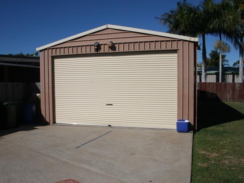 44 Brighton St, Point Vernon QLD 4655