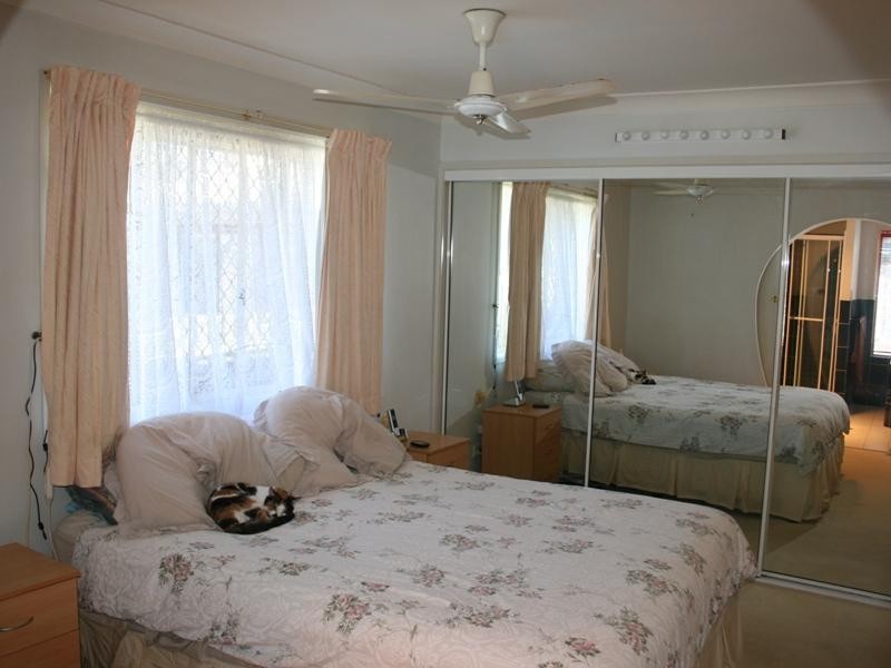 44 Brighton St, Point Vernon QLD 4655