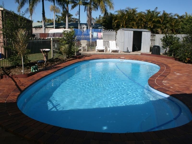 44 Brighton St, Point Vernon QLD 4655