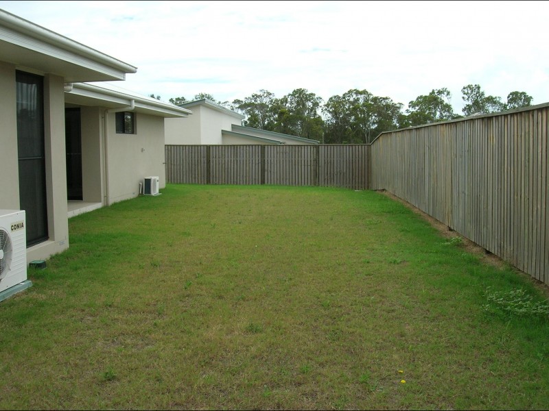 17 Bay Park Road, Wondunna QLD 4655