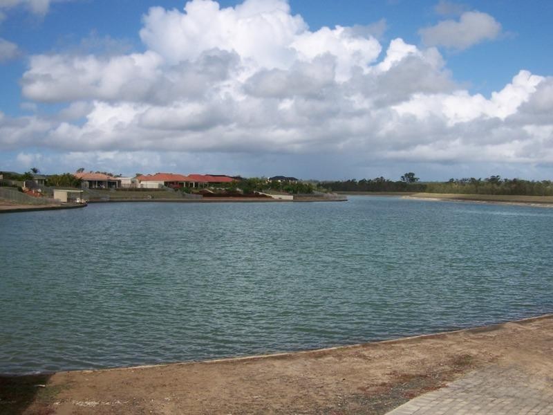 24 Kestrel Crt, Eli Waters QLD 4655