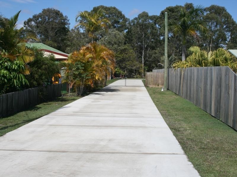 17 Southerden, Torquay QLD 4655