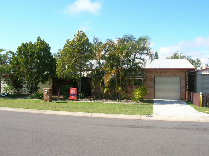77 Spence Street, Point Vernon QLD 4655