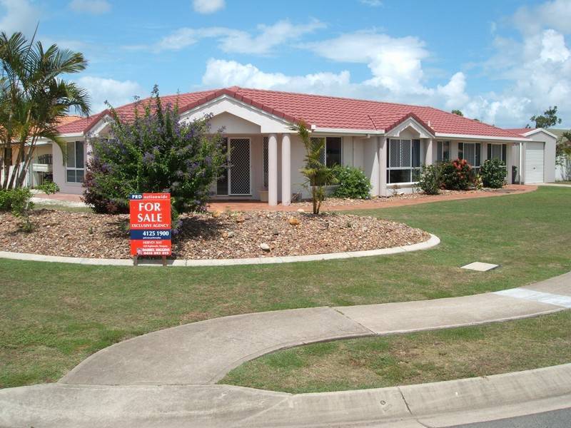 77 Ibis Boulevard, Eli Waters QLD 4655