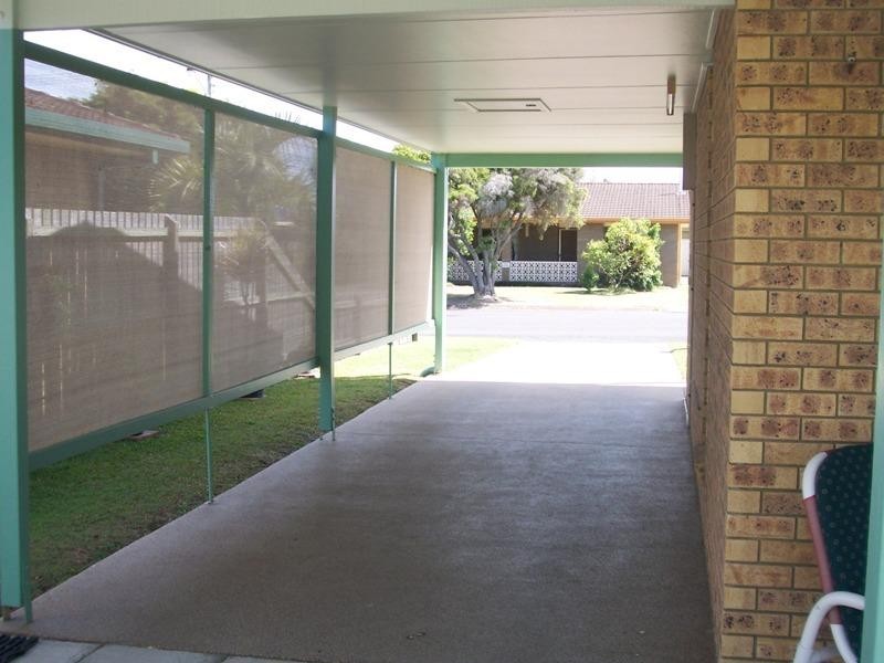 18 South St, Urangan QLD 4655