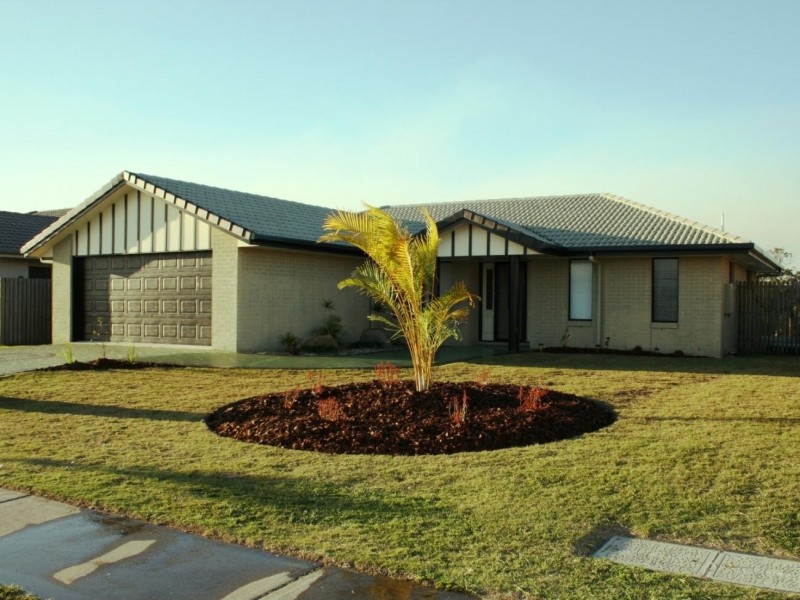 13 Lady Penryhn Drive, Eli Waters QLD 4655