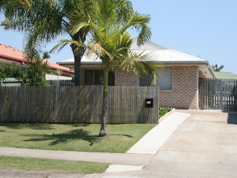 115 Bideford St, Torquay QLD 4655
