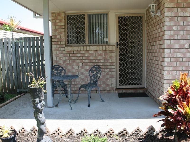 115 Bideford St, Torquay QLD 4655