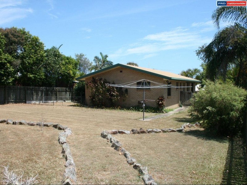 17 Bruce Street, Torquay QLD 4655