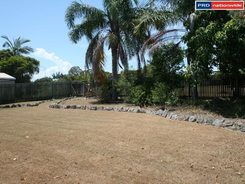 17 Bruce Street, Torquay QLD 4655