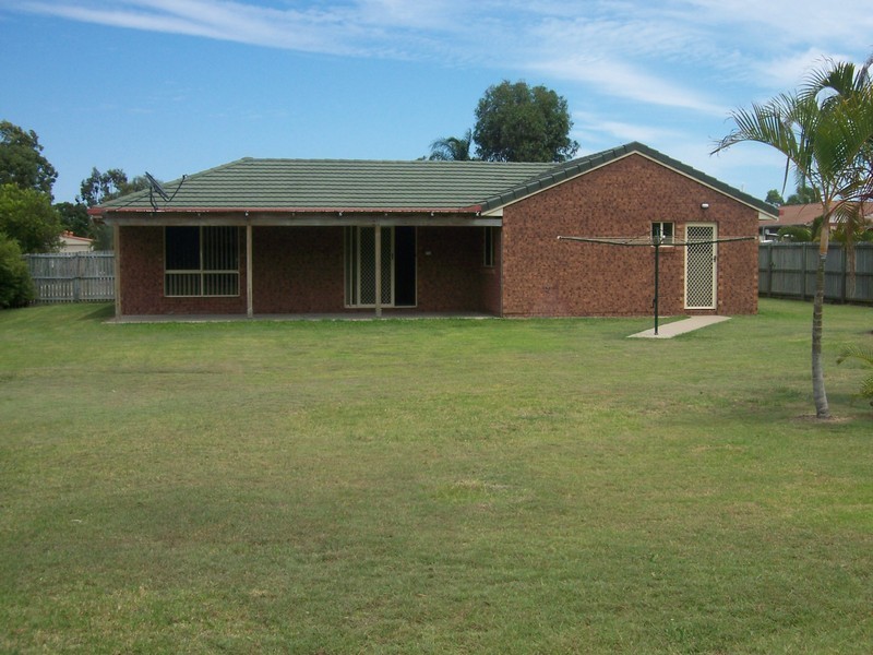 7 Merrilyn Court, Urangan QLD 4655