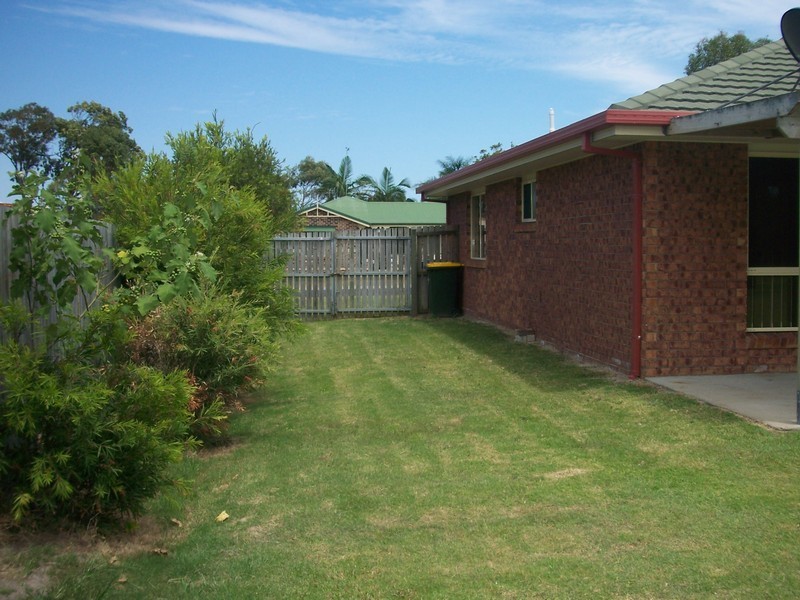 7 Merrilyn Court, Urangan QLD 4655