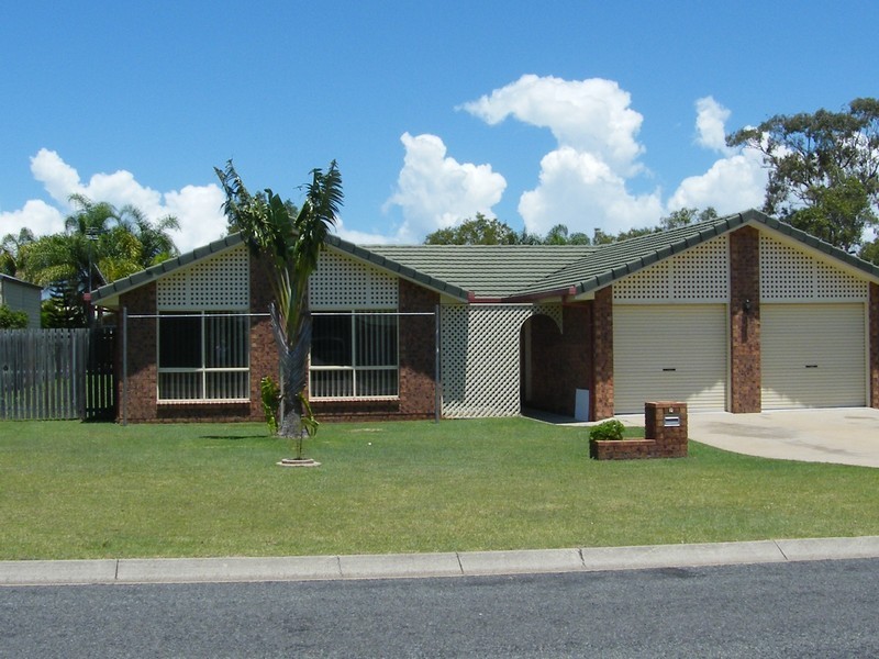 7 Merrilyn Court, Urangan QLD 4655
