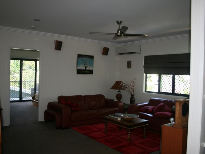 2/16 Gossner Street, Scarness QLD 4655