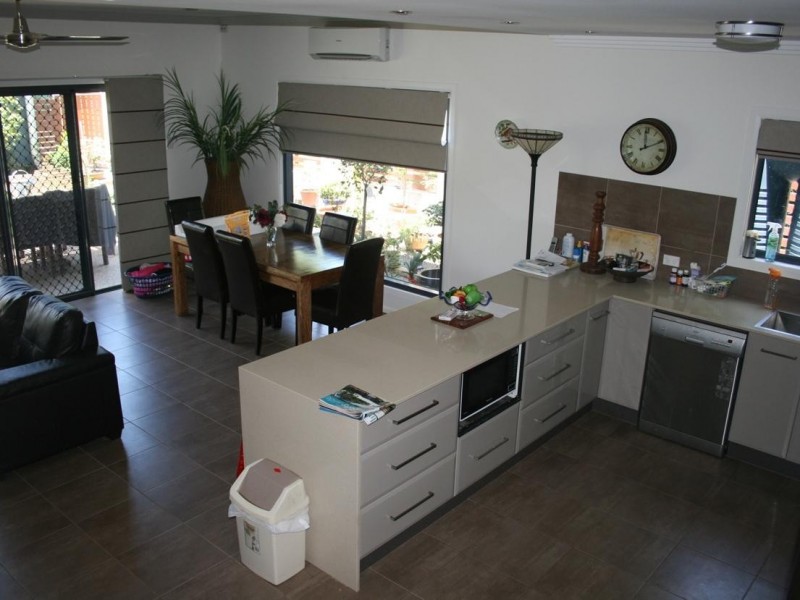 2/16 Gossner Street, Scarness QLD 4655