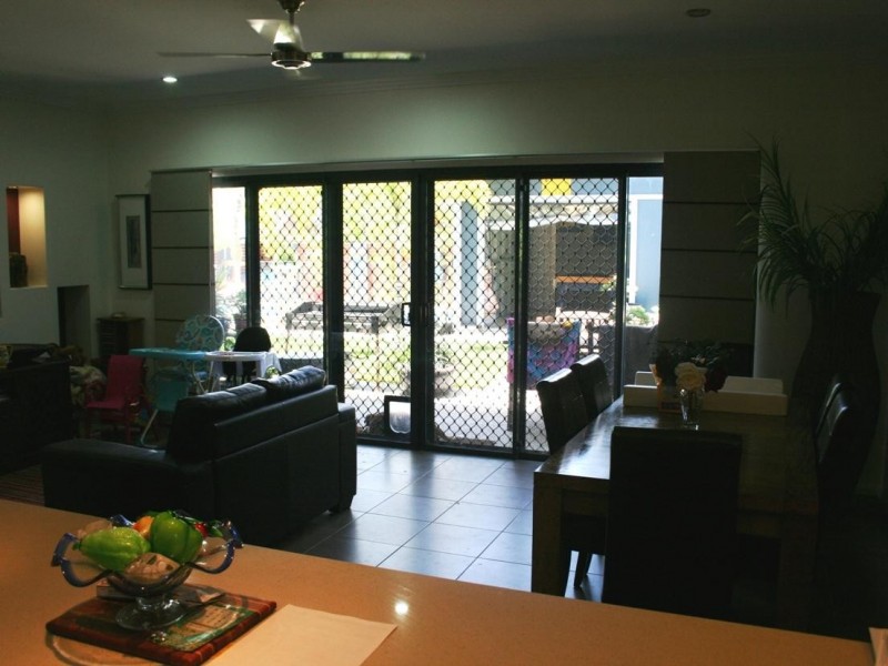 2/16 Gossner Street, Scarness QLD 4655