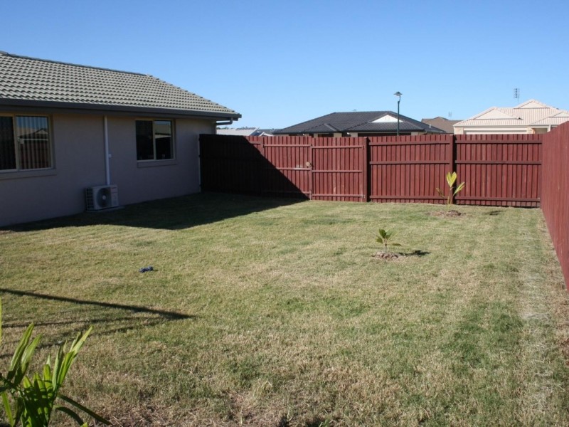 77 Endeavour Way, Eli Waters QLD 4655