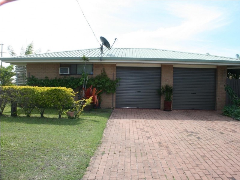 796 Boat Harbour Drive, Urangan QLD 4655