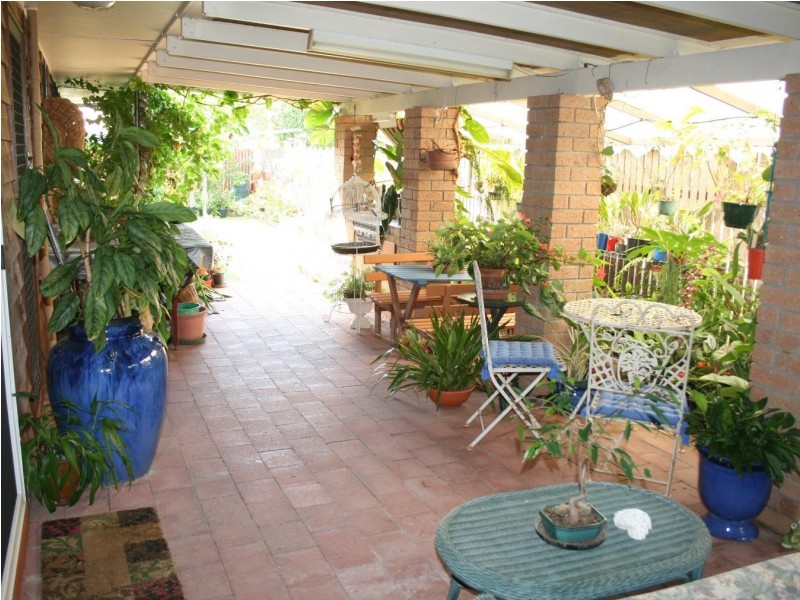 796 Boat Harbour Drive, Urangan QLD 4655
