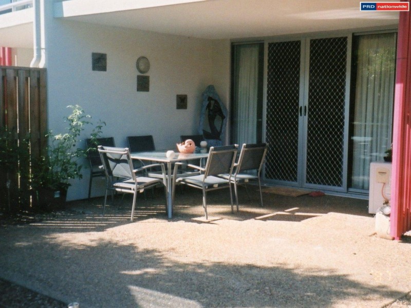 35/68 Pulgul Street, Urangan QLD 4655