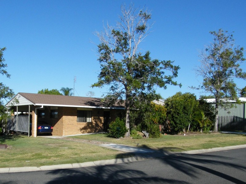 31 Park Street, Urangan QLD 4655